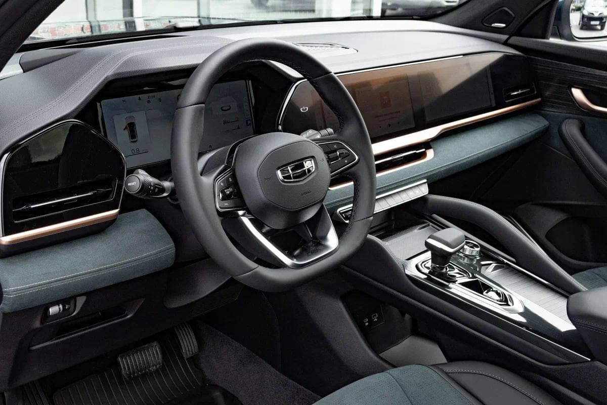 GEELY MONJARO — фото 6